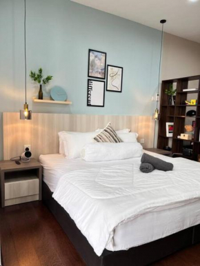 Premium Cozy Studio Near Mid Valley